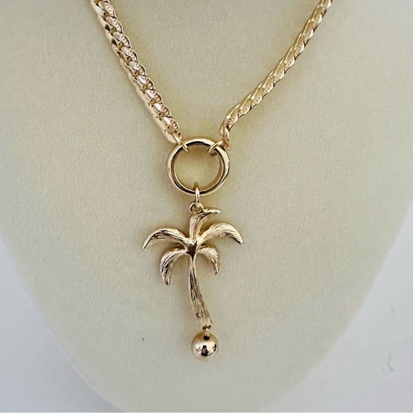 Ettika Hawaiian West Palm Tree Charm Layered Pendant Necklace, NWT - Picture 2 of 7
